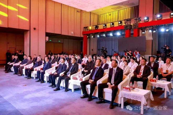 承礼五粮液新品上市！麻将胡了试玩平台以酒(图3)