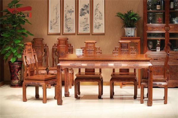 这方餐桌装下了秋日所有暖食光PG电子麻将胡了2一品居红木(图6)