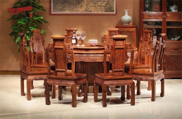 这方餐桌装下了秋日所有暖食光PG电子麻将胡了2一品居红木(图7)