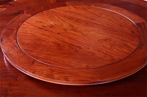 这方餐桌装下了秋日所有暖食光PG电子麻将胡了2一品居红木(图2)