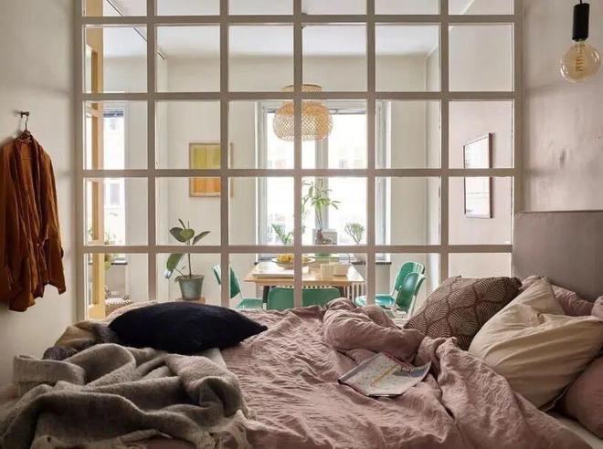 43 ㎡变三室敞亮采光太迷人了麻将胡了2模拟器小户型改造:(图11) 43 ㎡变三室敞亮采光太迷人了麻将胡了2模拟器小户型改造:(图11)